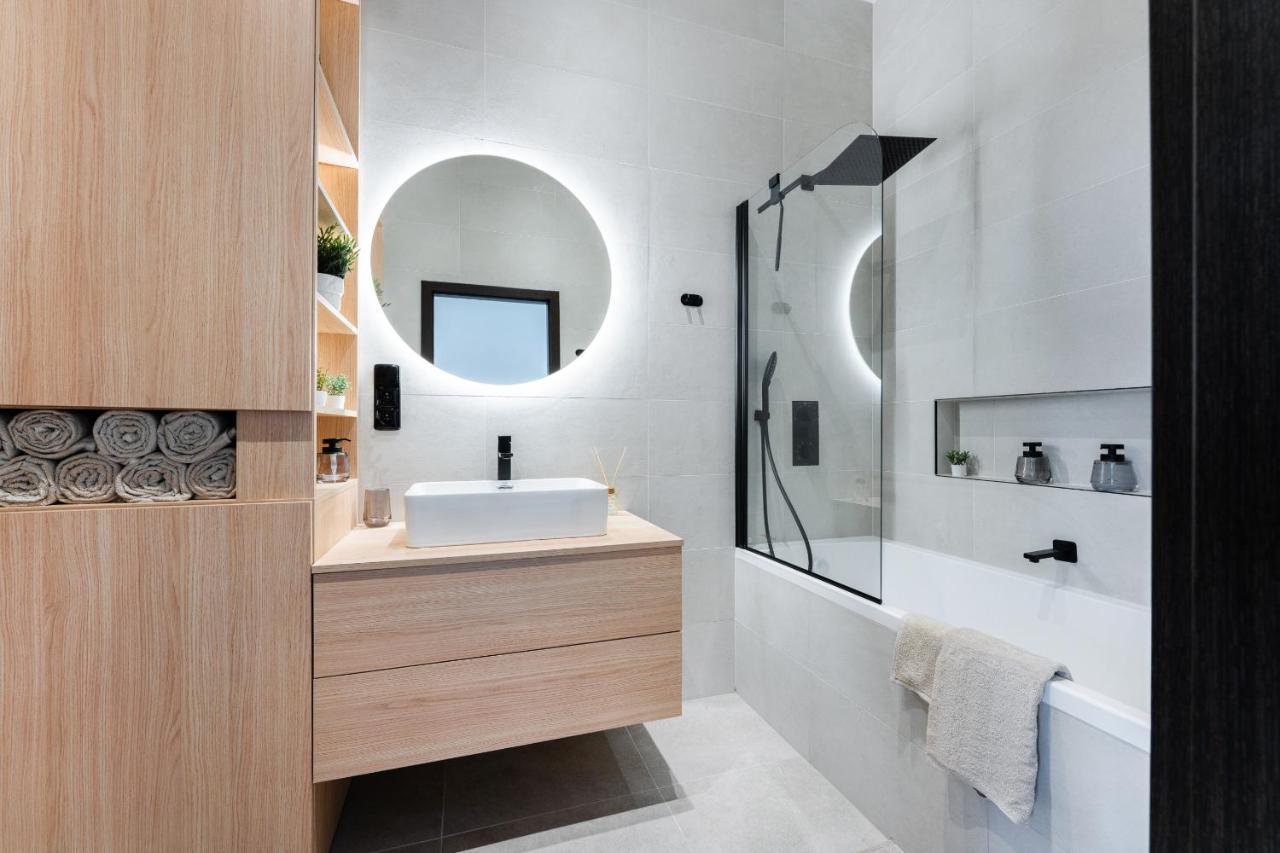 Spacious Near Center Appartement Prague